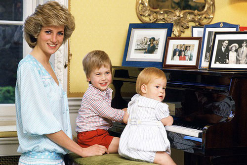 Hoàng tử William hết lòng yêu thương vợ, đó là bởi trước khi mất Công nương Diana đã đến tận trường học nói với con trai câu này