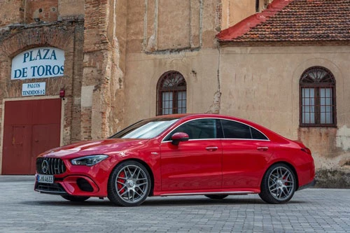 7. Mercedes-AMG CLA 45 S 4MATIC Coupe.
