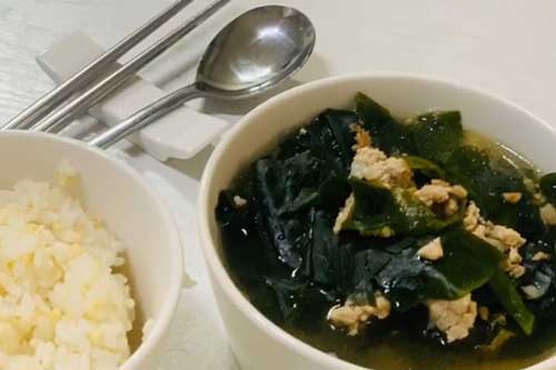 Cách nấu canh rong biển thơm ngon, loại bỏ hết mùi tanh