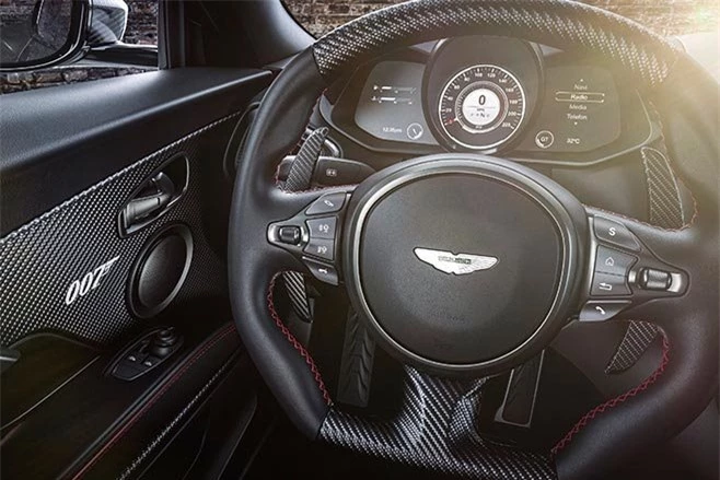 Aston Martin Vantage va DBS Superleggera ban diep vien 007 anh 22