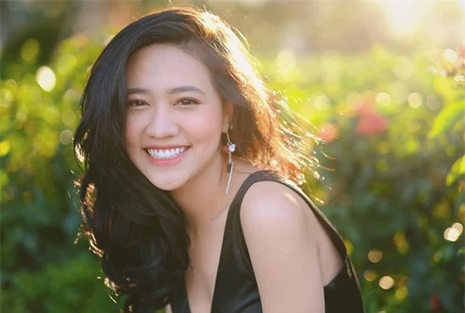 Nhan sắc đời thường của Lương Ánh My. Ngoài dì ruột Trang Nhung, Ánh My còn có em gái tên Lương Ánh Ngọc cũng là diễn viên, từng đoạt giải Á quân Gương mặt điện ảnh 2019.