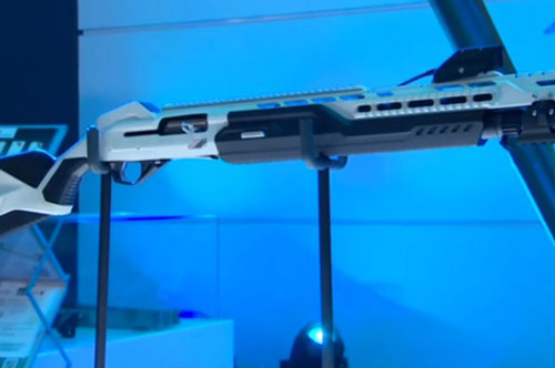 Nhà sản xuất AK-47 "khoe" súng săn có gắn camera