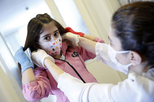 Trẻ em, thanh niên có thể là nguồn lây nhiễm SARS-CoV-2 chủ yếu