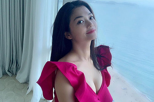 Nhan sắc Kiều Anh diễn viên trong phim 'Phía trước là bầu trời'