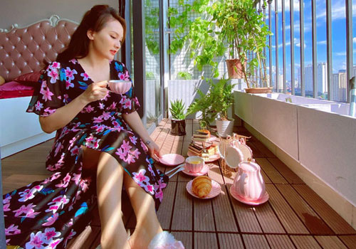 Bảo Thanh khoe góc sống ảo ở nhà mới sang chảnh