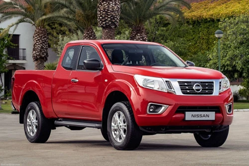 5. Nissan Navara (doanh số: 1.346 chiếc).