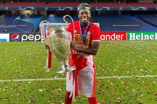 Bayern vớ được 'cục vàng' Alphonso Davies như thế nào?