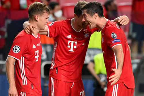 Bayern Munich thành công nhờ 'chuyển nhượng thông minh'