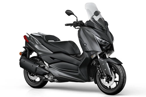 7. Yamaha XMAX 300 2020.