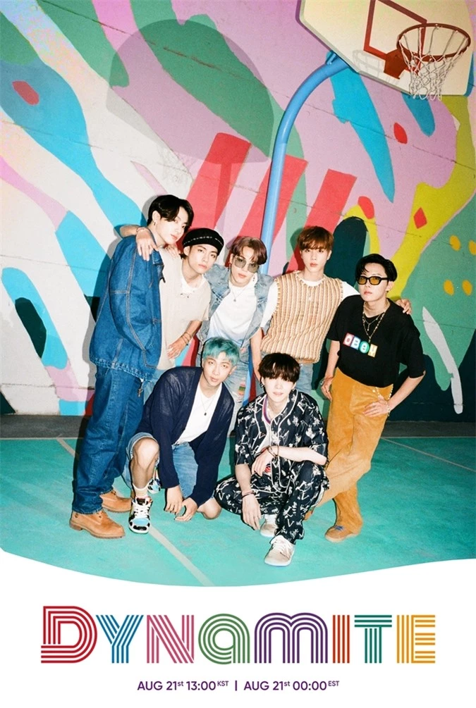 BTS lộ concept comeback vì bị chụp lén trên đường đi làm về - Ảnh 7