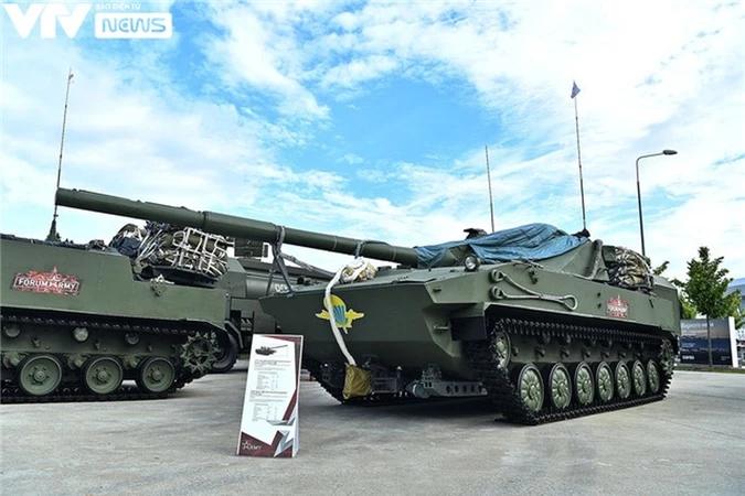 Ngắm dàn vũ khí tối tân bên lề Army Games 2020 ở Nga - Ảnh 4.