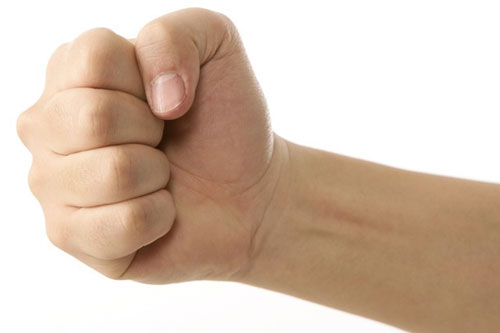 Mẹo thử 5 giây kiểm tra tim, gan, thận khỏe hay yếu ai cũng làm được