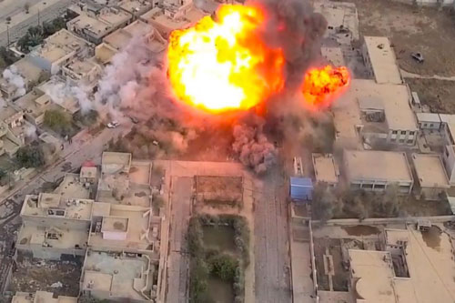 Nga "tung đòn thù" tiêu diệt hơn 300 phần tử khủng bố sau cái chết của tướng Gladkich tại Syria