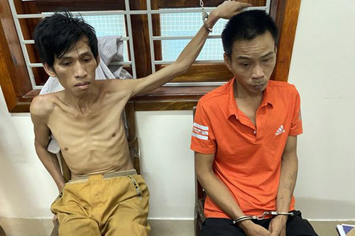 Nghệ An: Kẻ buôn ma túy rút chốt lựu đạn chống trả công an