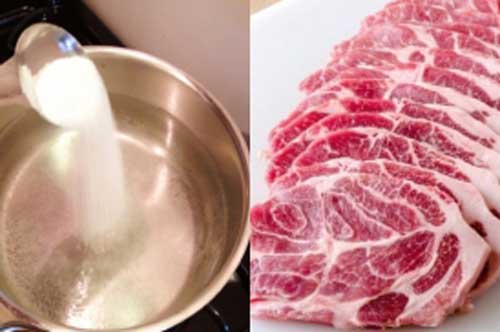 Đừng rã đông bằng lò vi sóng, hãy thêm 1 thìa gia vị này để thịt nhanh mềm lại không bị khô