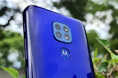 Cận cảnh smartphone chống nước, chip S662, RAM 4 GB, pin 5.000 mAh, giá rẻ bất ngờ