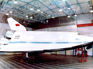 Roscosmos muốn thay thế Soyuz MS bằng tàu con thoi tương tự Buran của Liên Xô