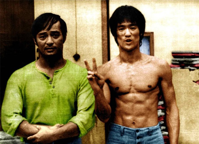 Lý Tiểu Long múa côn “bất khả chiến bại”, ai đã dạy tuyệt kỹ này?