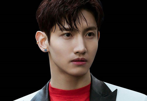 Changmin (DBSK) thông báo hoãn đám cưới
