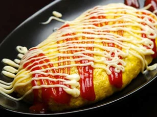 Hướng dẫn cách làm cơm cuộn trứng kiểu Nhật
