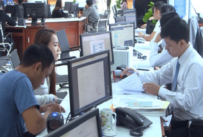 Ứng dụng CNTT giúp Trung tâm Phục vụ hành chính công tỉnh Thừa Thiên Huế phục vụ người dân, doanh nghiệp hiệu quả hơn.