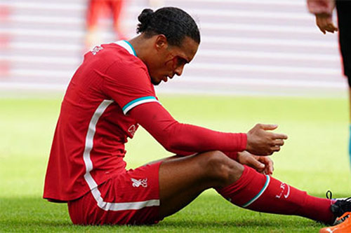 Klopp hy vọng Van Dijk có thể dự Siêu cúp Anh gặp Arsenal