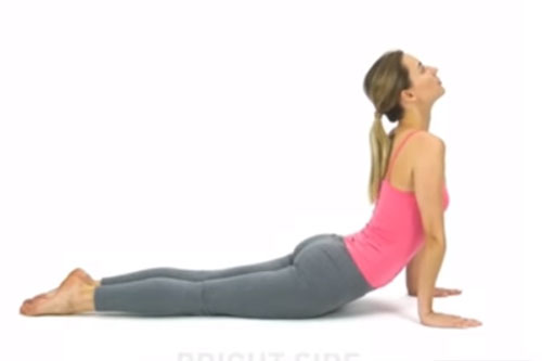 'Vĩnh biệt' đau lưng với 8 bài tập yoga vô cùng đơn giản tại nhà