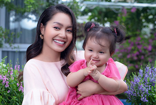 Nguyễn Ngọc Anh khoe 'công chúa nhỏ'