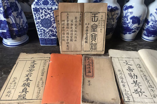 Ngôi chùa thiêng miền Tây lưu giữ hơn 100 mộc bản cổ