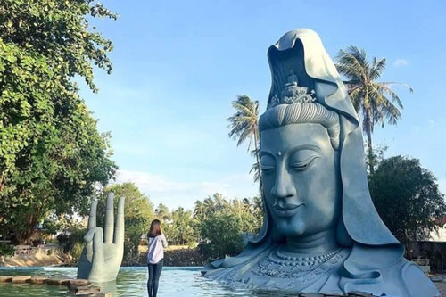 Kỳ bí tượng Phật vớt lên từ biển ở ngôi chùa xây bằng san hô và gáo dừa