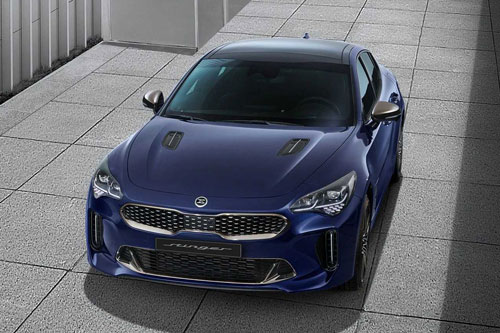 Cận cảnh Kia Stinger 2021 vừa trình làng, giá khởi điểm 752 triệu