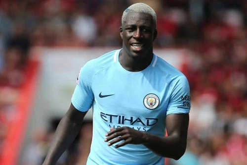 6. Benjamin Mendy (Chuyển từ AS Monaco tới Man City năm 2017, với giá 52 triệu bảng).