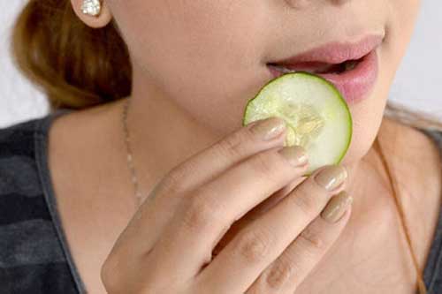 2 công thức "biến" môi thâm thành hồng đơn giản nhất