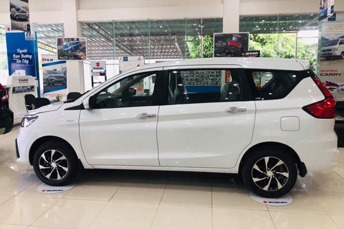 Giá lăn bánh Suzuki Ertiga, đối thủ đáng gờm của Mitsubishi Xpander
