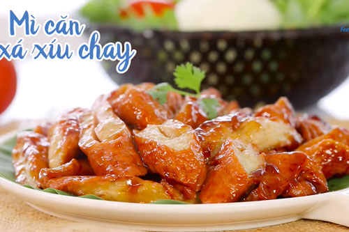 Cách làm mì căn xá xíu chay cho bữa cơm ngày Rằm thêm tròn vị