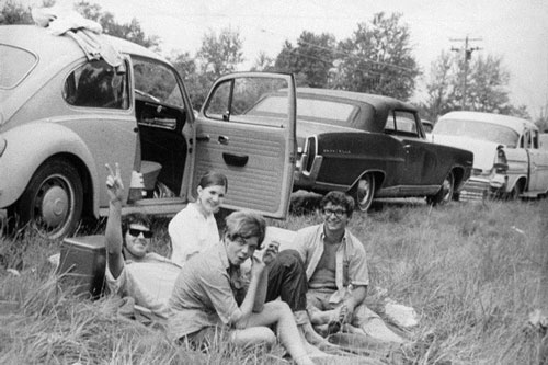 Nhiều thập kỉ trước người Mỹ đã đi nghỉ hè như thế nào?