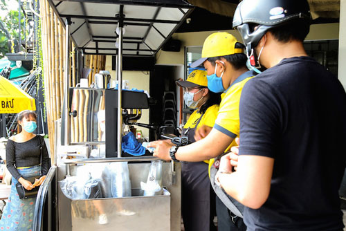 Thoát khó bằng ‘chuỗi liên kết chuỗi’