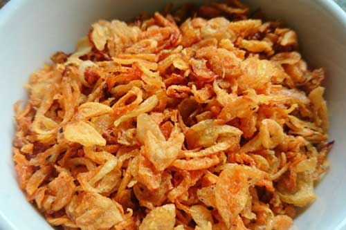 Cách làm hành phi giòn ngon, không bị cháy lại bảo quản được lâu