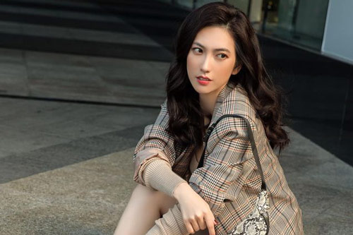 Phương Anh Đào giấu kín chuyện tình cảm