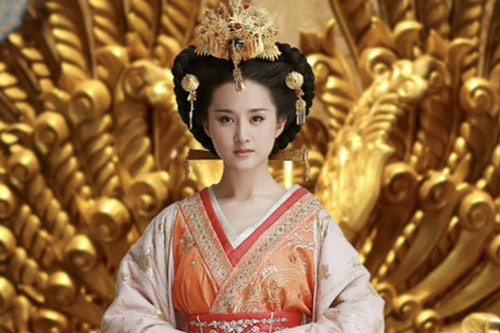 Nữ nhân thăng chức Thái hoàng thái hậu lận đận nhất: Cảm hóa Hoàng đế si tình ái thiếp đã chết, phải hối lộ để cháu nội được lên ngôi báu