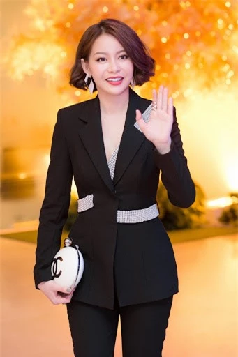 Hoa hậu bị Vũ Khắc Tiệp tố lừa đảo 5 tỷ sở hữu bộ sưu tập túi xách hàng chục tỷ đồng - Ảnh 9