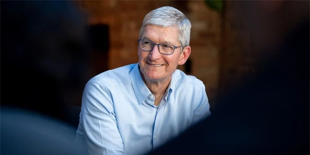 Tim Cook nhận hơn 278 triệu USD tiền thưởng từ Apple - Ảnh 1.