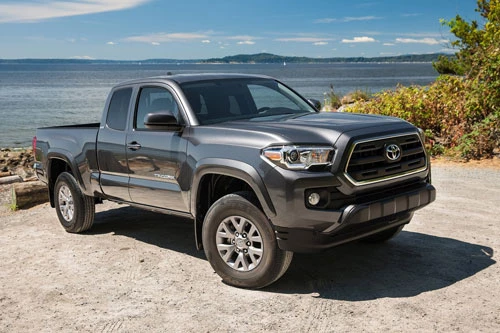 7. Toyota Tacoma (13,4% số người sử dụng từ 15 năm trở lên). 