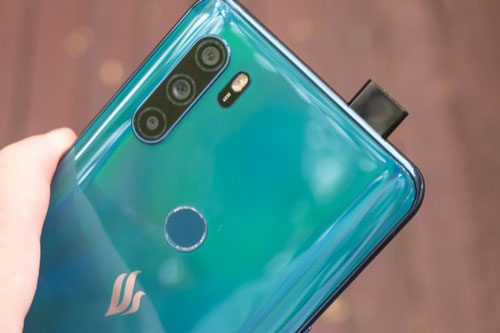 Tầm giá 4 triệu, nên mua điện thoại nào vừa đẹp vừa tốt?