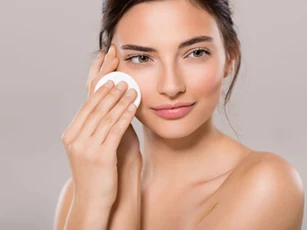 4 sai lầm khi sử dụng bông tẩy trang gây ảnh hưởng đến làn da của bạn