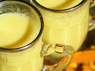 Uống nước nghệ mỗi buổi sáng, da đẹp eo thon chỉ sau vài ngày