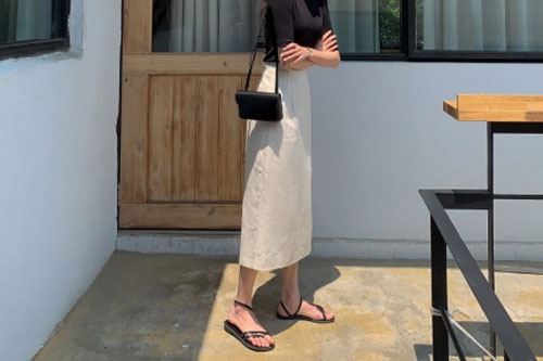 4 mẫu chân váy sau sẽ giúp bạn 'ăn gian' chiều cao