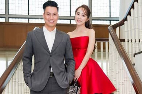 Quỳnh Nga 'ghen ra mặt' khi có cô gái lạ nói chuyện 'nhạy cảm' với Việt Anh