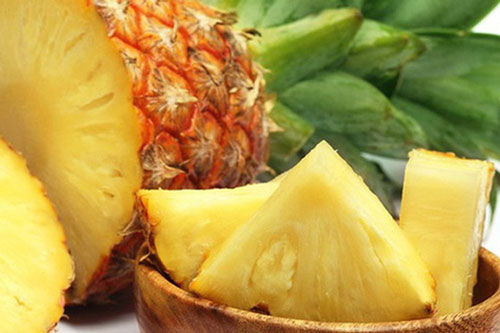 Dứa ngọt nhưng ăn kiểu này không sớm thì muộn cũng mang bệnh vào thân