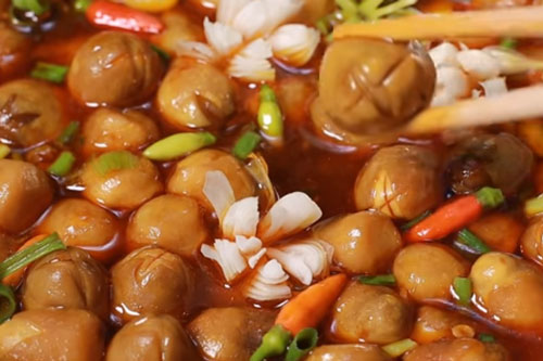 Mẹo kho nấm rơm chay ngon như nhà hàng